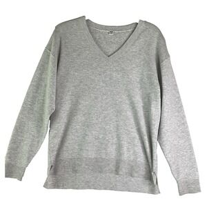 Uniqlo Grey‎ V-Neck Pullover Sweater Preppy Casual Minimalist XS